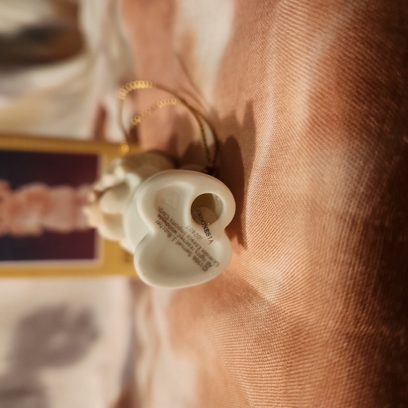 Enesco Precious Moments Angel of Mercy 1986 Ornament - Picture 7 of 11